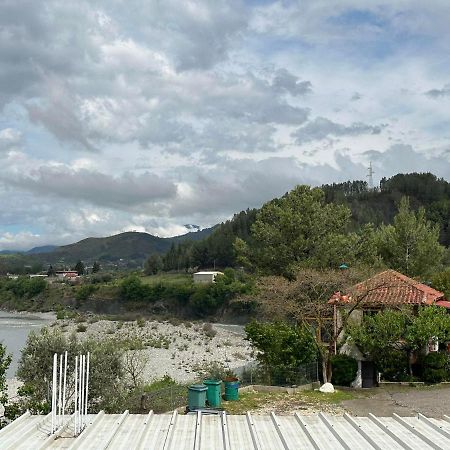 Guest House Krishen Permet Exterior photo